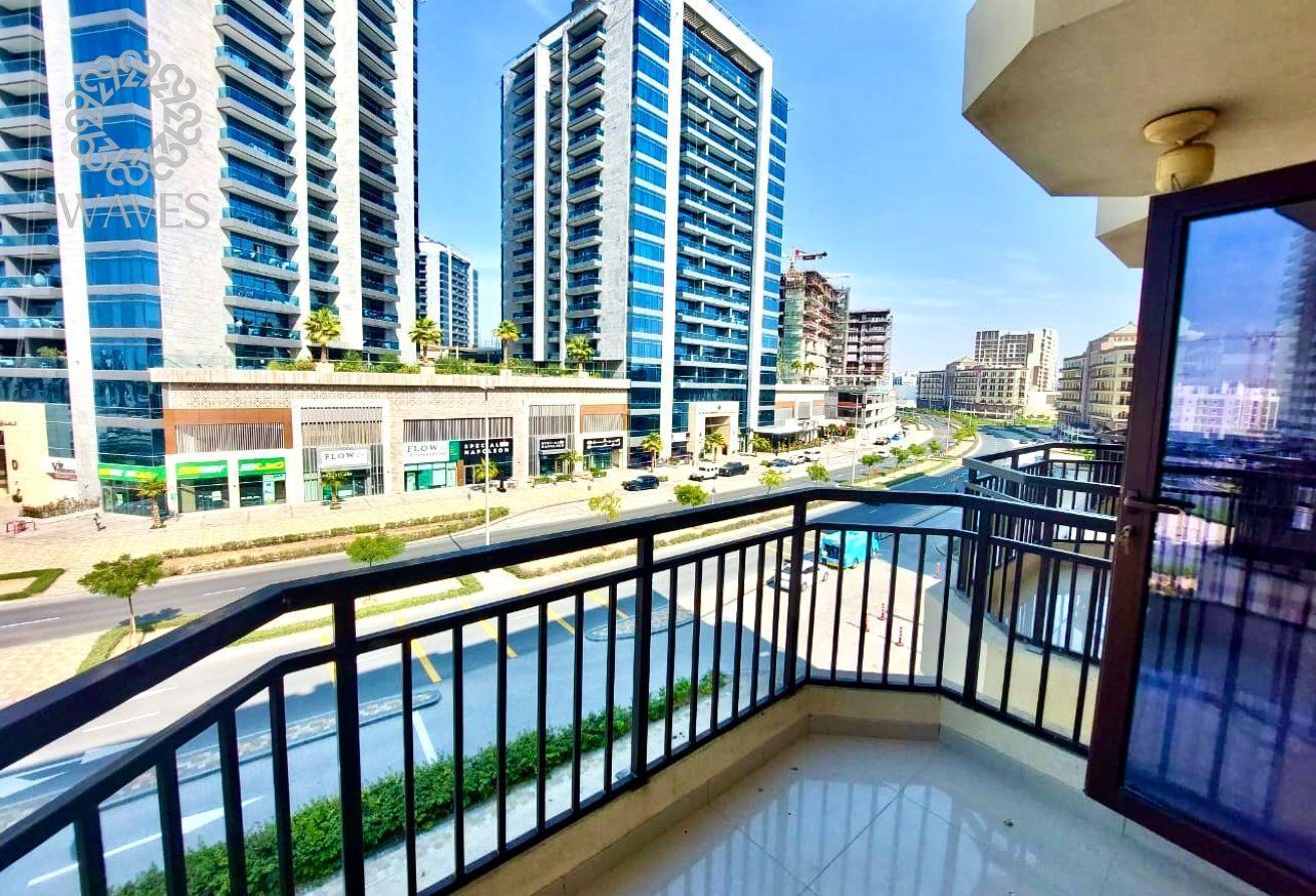 Apartment for Sale in Lincoln Park B-gallery-img-1